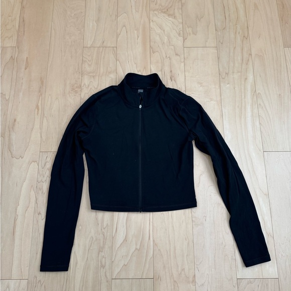 Butter limit zip-up - Picture 1 of 4